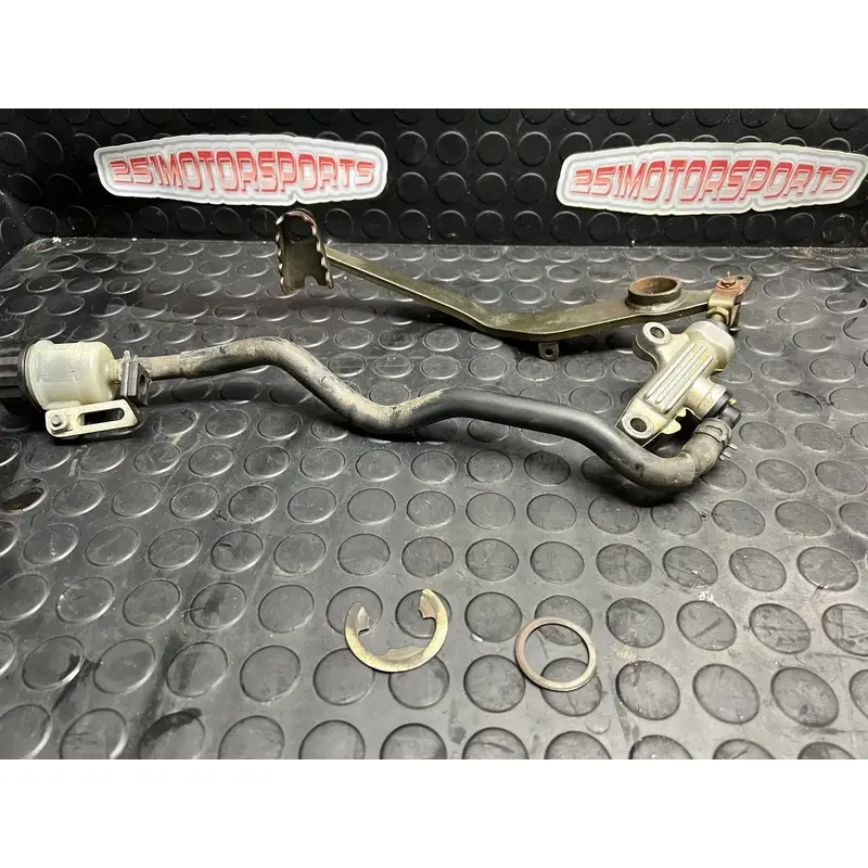06-25 YAMAHA RAPTOR 700 OEM Rear Break Pedal Master CylinderFAST SHIP