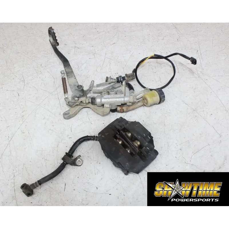 03 YAMAHA GRIZZLY 660 REAR BACK BRAKE CALIPER MASTER CYLINDER BRAKE PEDAL