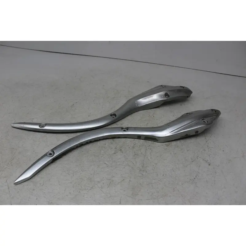 2006 Yamaha Roadliner XV1900 FENDER STRUT STRUTS PAIR