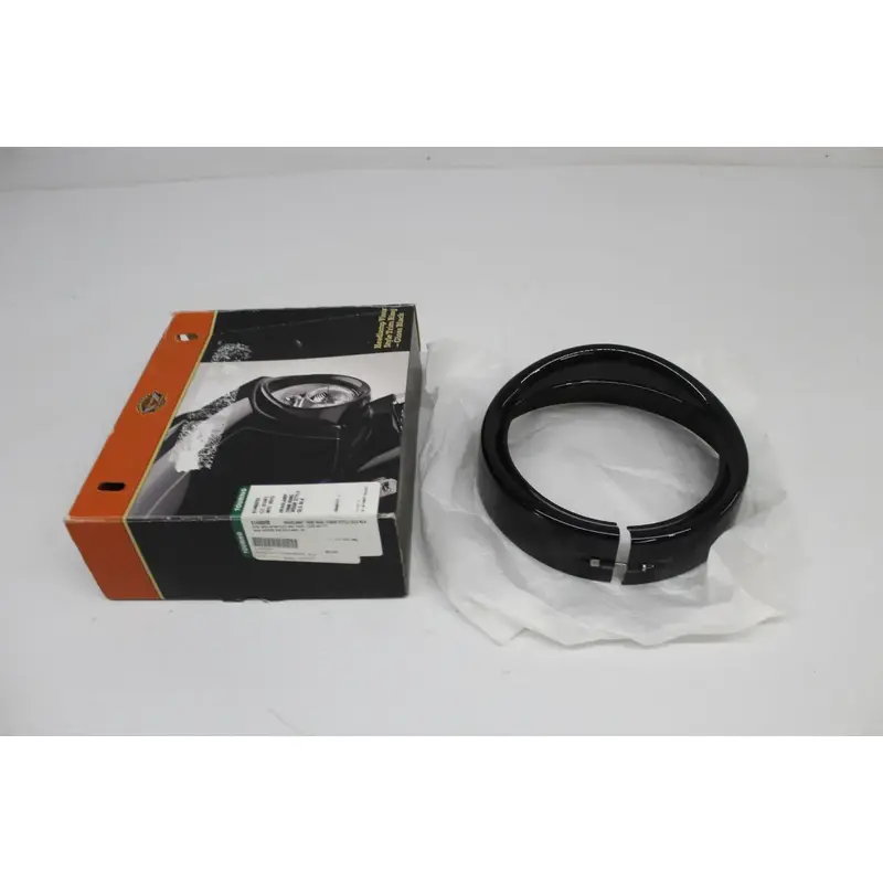 14 AND LATER HARLEY DAVIDSON FLHT AND TRIKE HEADLIGHT HEAD LIGHT LAMP TRIM