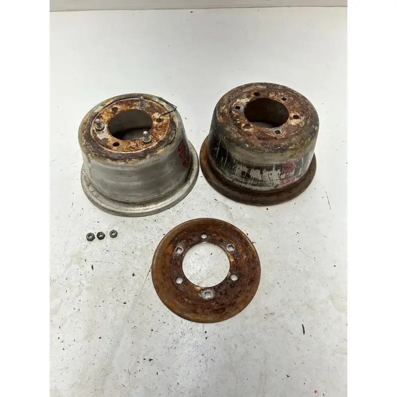 1983 83 Yamaha Tri-Moto 125 YT125 K STRAIGHT Front Wheel Rim  9 X 8.5.