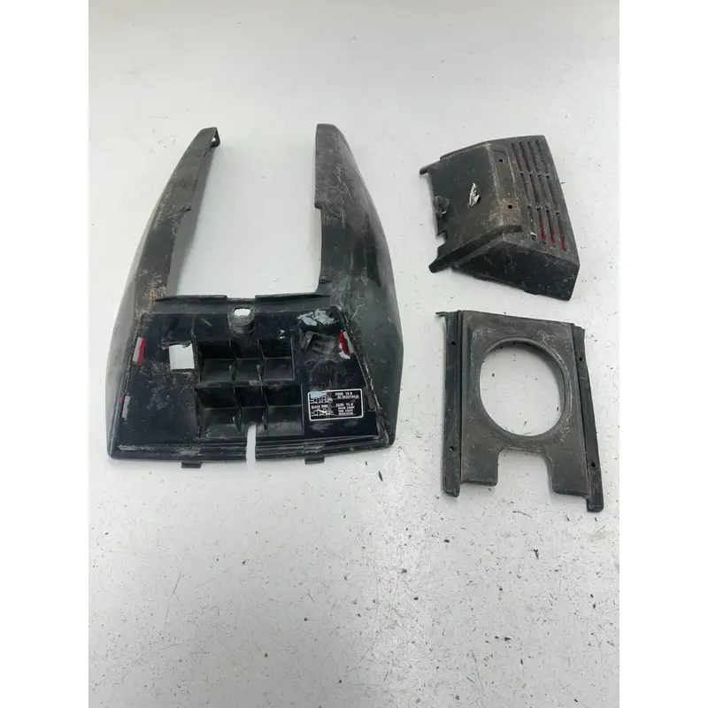 86 1986 Honda Fourtrax Trx 250 2x4 OEM Gas Tank Cover Fuse Box Holder READ
