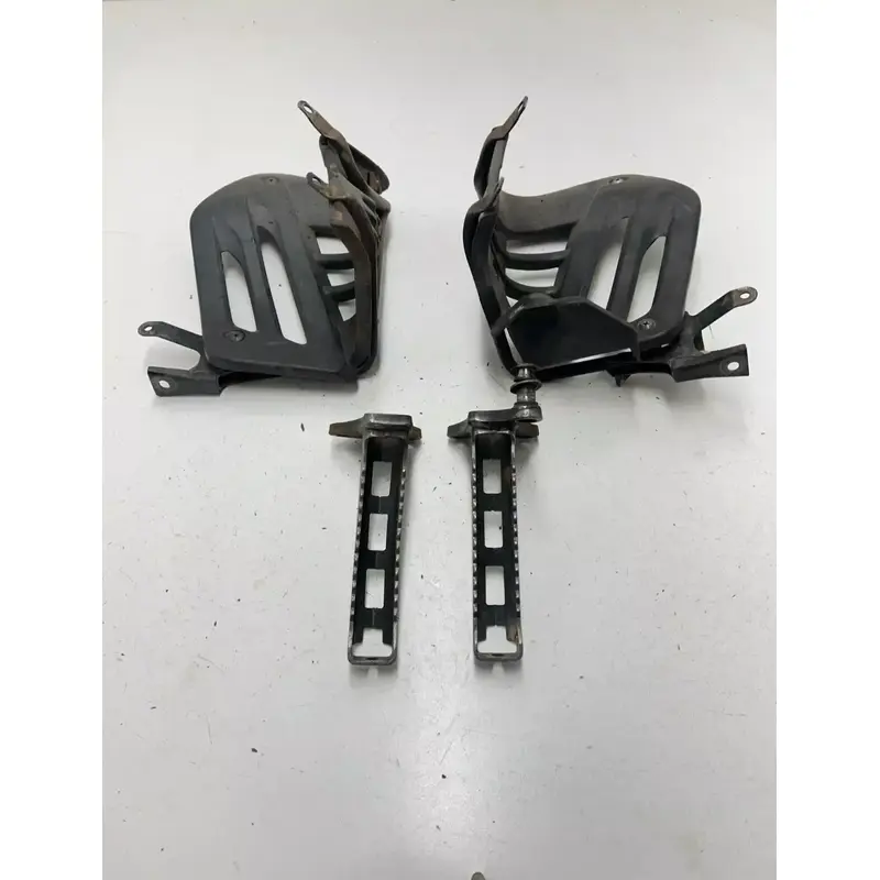 01 2001 Yamaha Raptor 660 R OEM LOT Foot Peg Foot Well Heel Guard Bar