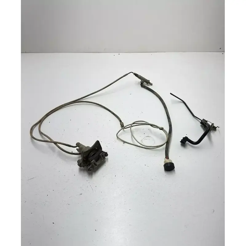 04 2004 Polaris Sportsman 500 HO 4x4 OEM Rear Back Brake Caliper Line Master
