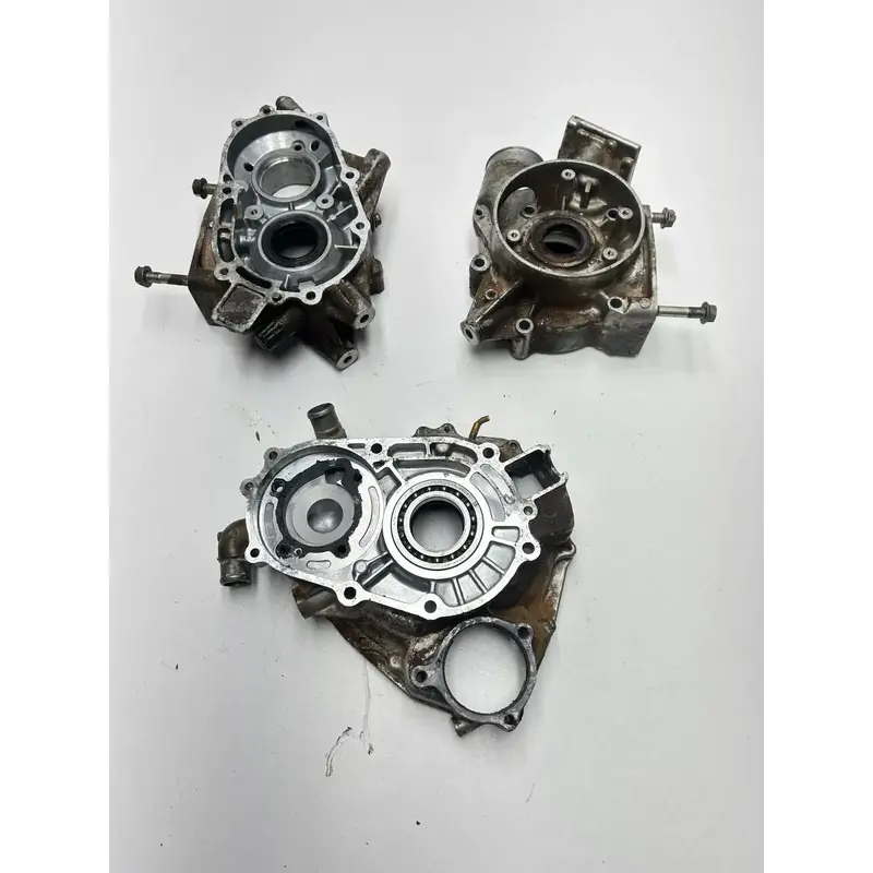 1994 94 Polaris Trail Boss 400 4x4 OEM Cases Crankcase Case Engine Motor Cover