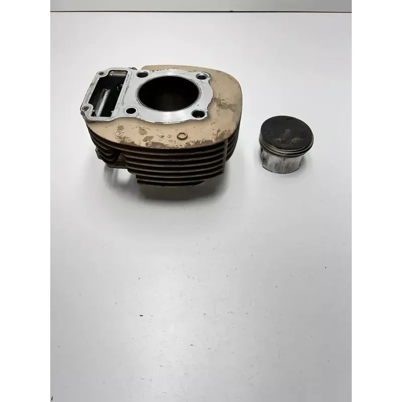 2006 06 Polaris Trail Boss 330 2x4 OEM Engine Cylinder Piston Block Jug Barrel