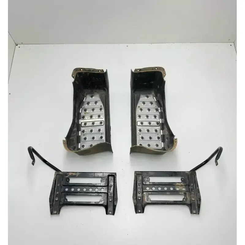02 2002 Yamaha Breeze 125 YFA OEM GOOD Foot Pegs Wheel Wells L R Mount Bar