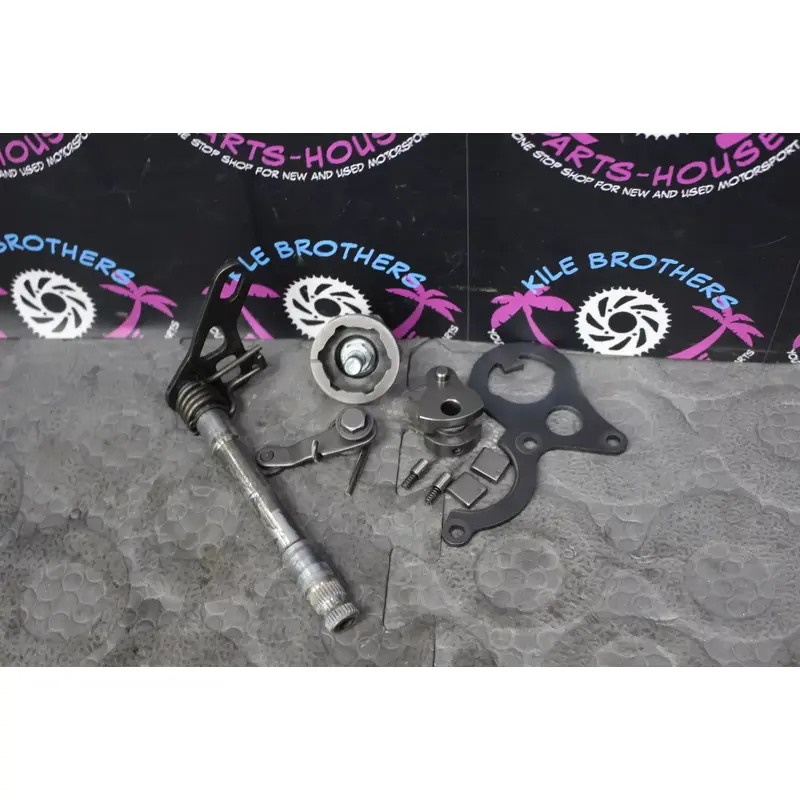 1996 honda 83-07 cr125r SHIFTER SHIFTING MECHANISM RATCHET PAWL ASSY