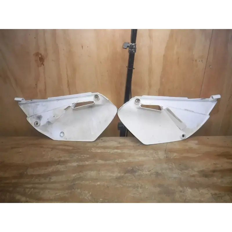 2009 YZ85 Rear Number Plates Left Right Plastics 2002 2003 2004 2005 2006 - 2018