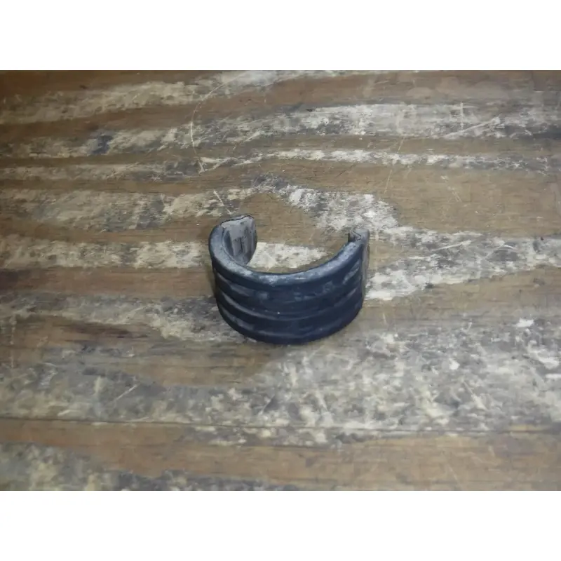 2000 Yz426F Gas Tank Damper Frame Fitting