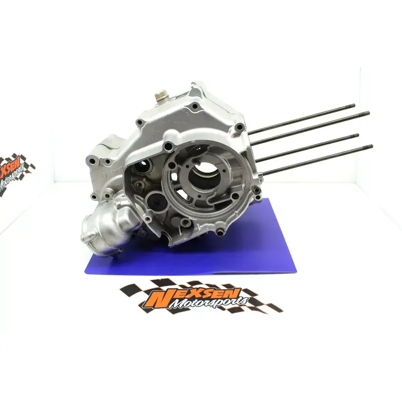 2004 Yamaha Raptor 80 Engine Motor Crankcase Crank Cases Block