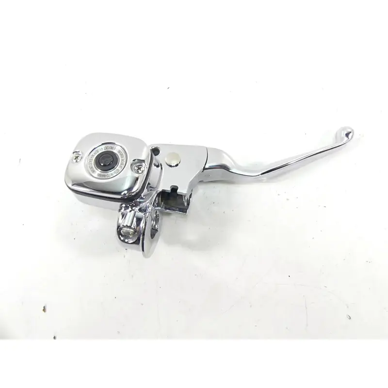2007 Harley Touring FLHRSE CVO Road King Front 11/16 Brake Master Cylin 46431-05