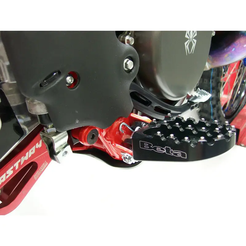 Beta - Factory Footpegs