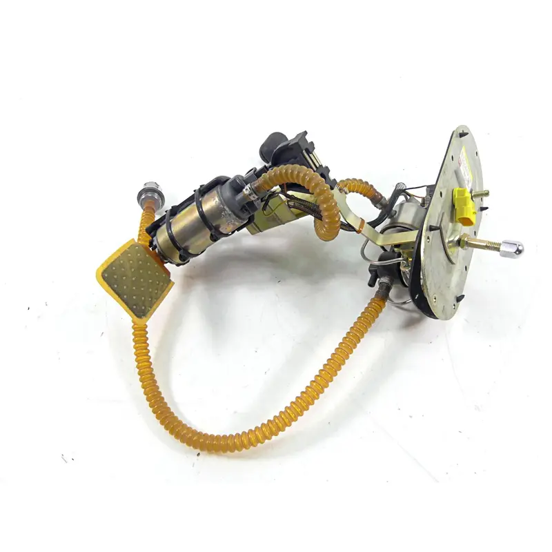 2007 Harley Touring FLHRSE CVO Road King Fuel Gas Petrol Pump 75127-06