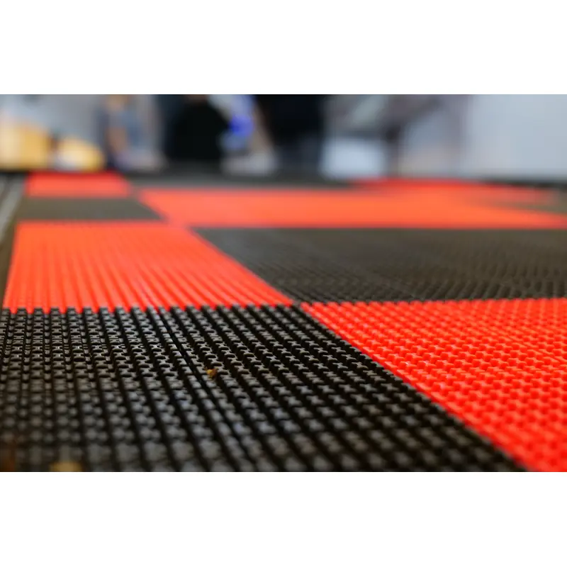 Protech Xt Flooring Traction Red 8 Pc