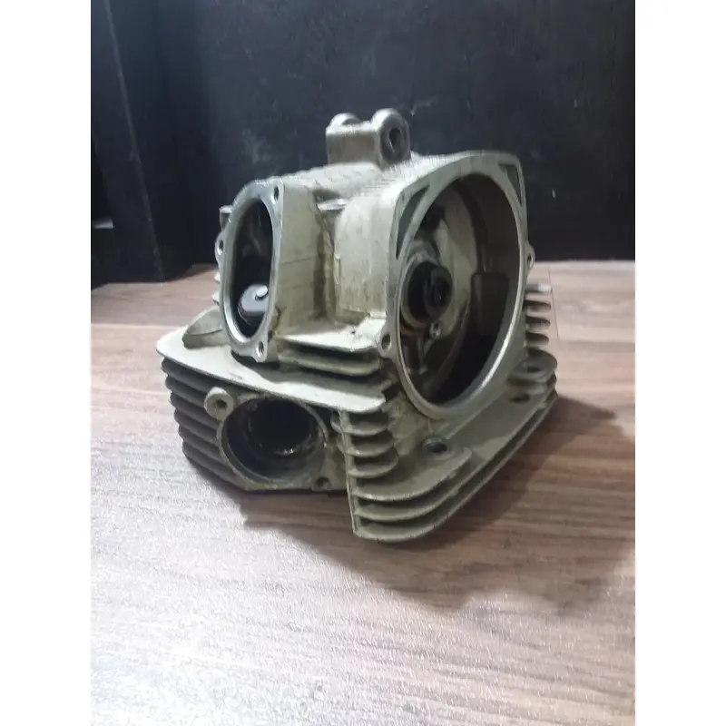 Yamaha AG200 Cylinder Head