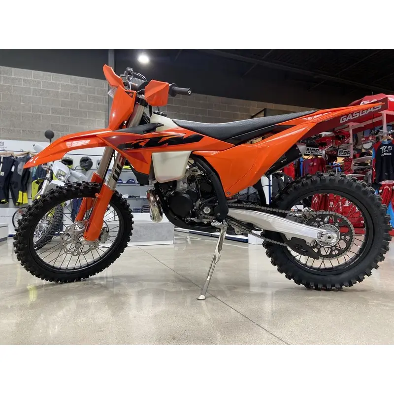 New 2025 KTM 250 XC