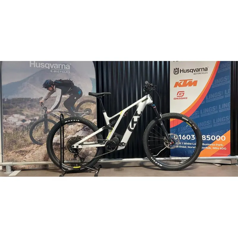 Husqvarna E-Bicycle Light Cross LC4 S