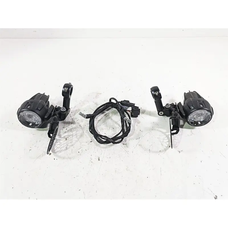 2022 BMW R1250 RT K052 Led Front Fog Spot Light Lamp Set -READ 63179457322