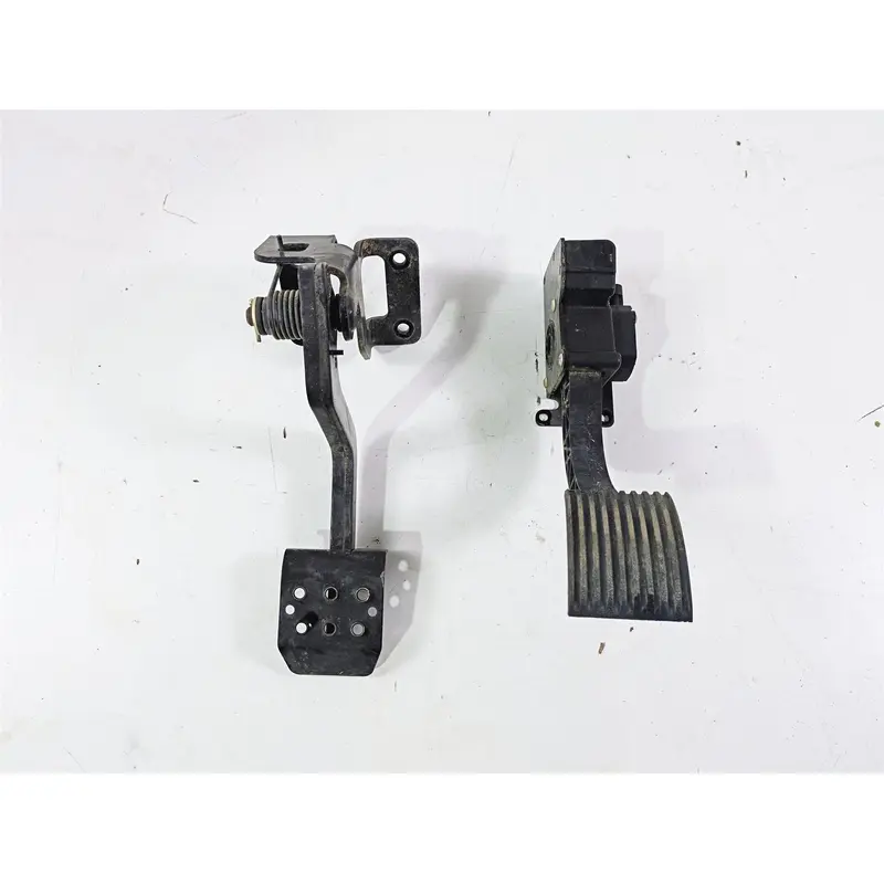 2022 CFMoto Zforce 950 Sport Foot Brake Pedal Lever Set 5HYV-082000-1200